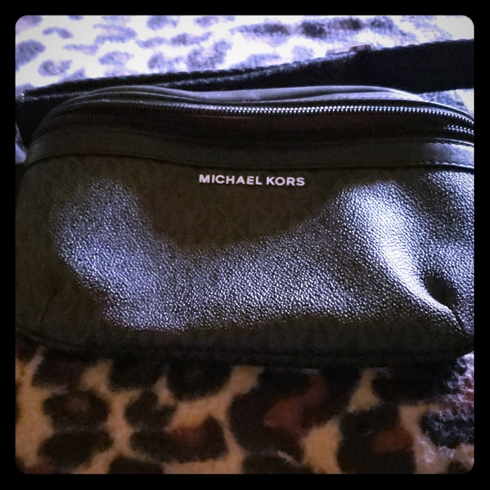 Fanny pack